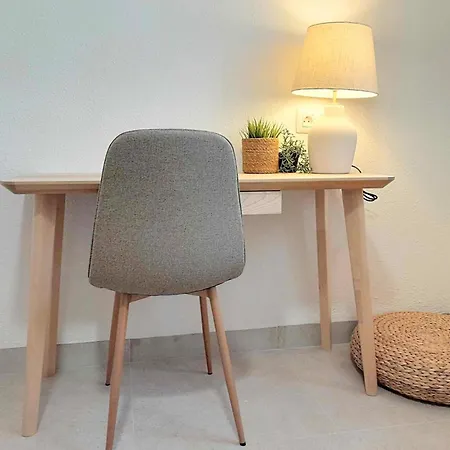 Lovely 1-bed In Lägenhet *