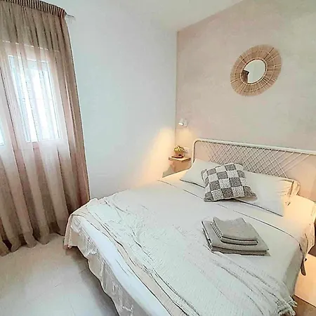Lovely 1-bed In Apartamento Costa Adeje (Tenerife)